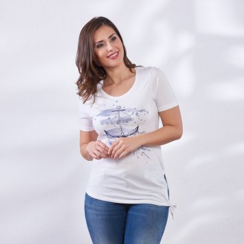 T-Shirt mit Knoten
