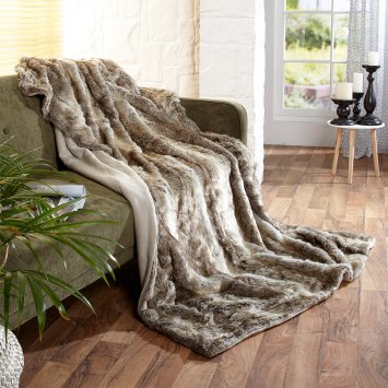 Fellimitat Wohndecke „Wolf”