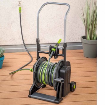 Schlauchtrommel mit Trittfunktion