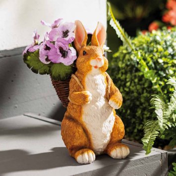 Osterhase mit Korb
