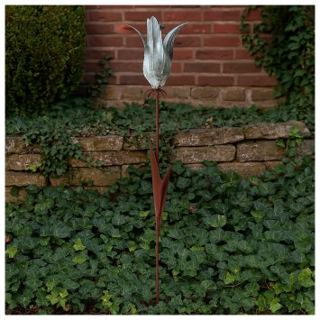 Blumenstecker Celia aus Metall in Rostoptik