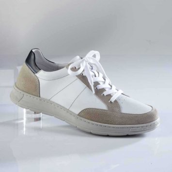 Lightwalk Komfort-Sneaker