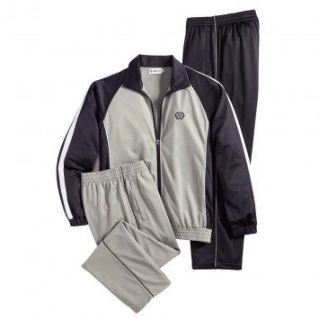 Sportanzug mit 2 Hosen