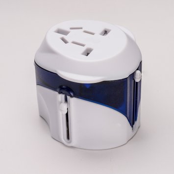 4-in-1-Reiseadapter