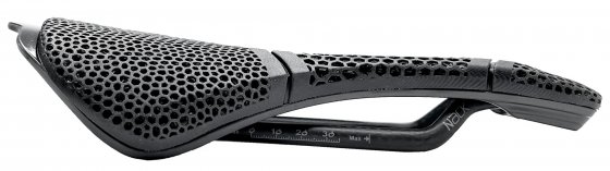 Rennrad-Sattel Scratch M5 PAS 3D, 250x140mm 