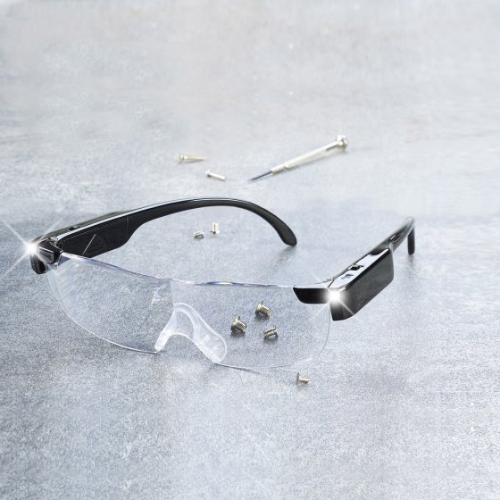 Vergrößerungsbrille mit Licht