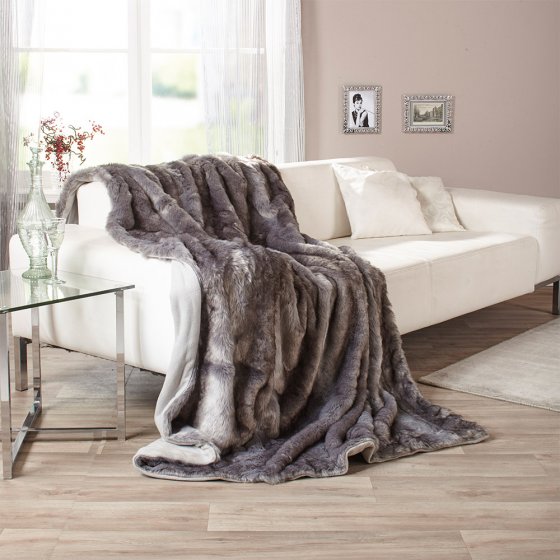 Fellimitat Wohndecke „Wolf” Silber