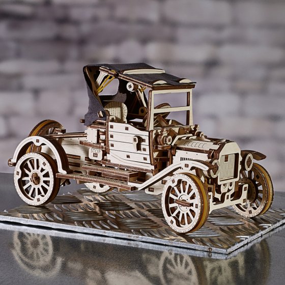 Holzmodell Retro-Auto „Tin Lizzie“ 