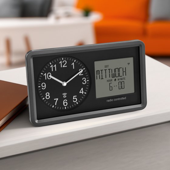 Analoge Funkuhr mit Kalender 