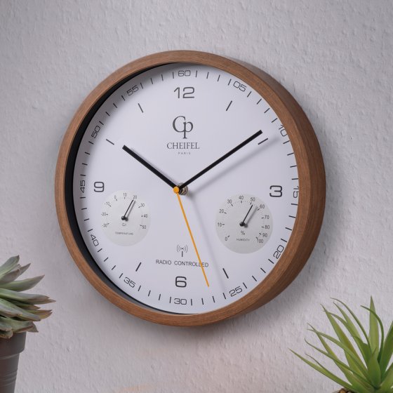 Funkwanduhr „Thermo//Hygro“ in Holzoptik 