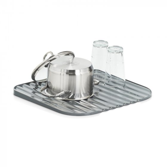 Geschirrabstropfunterlage mit Wasserablaufrillen 