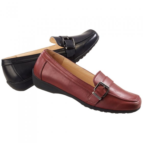 Slipper mit Zierschließe