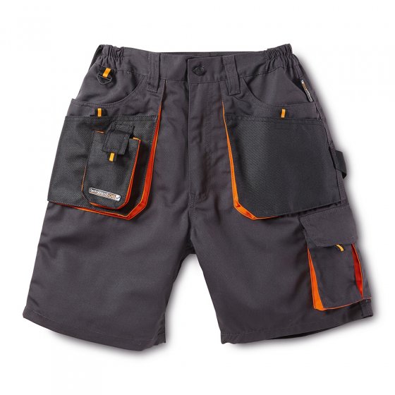 Bermuda mit vielen Taschen