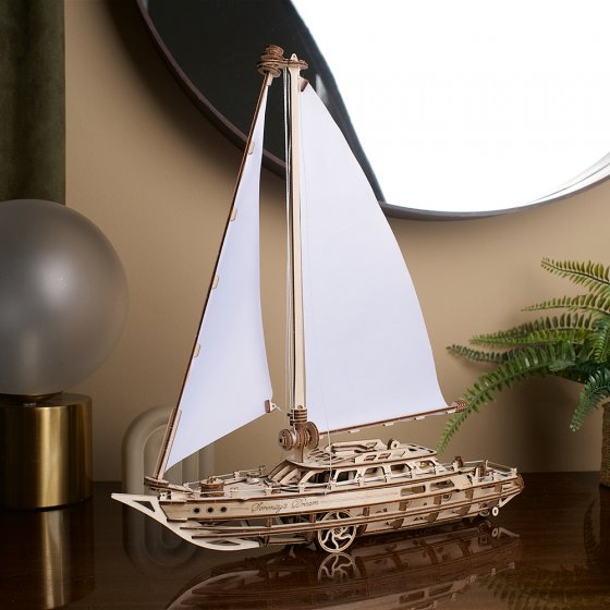 Holzmodell Segelboottraum 