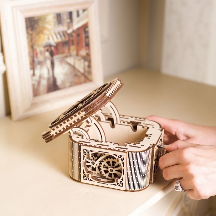 Holzmodell „Schatulle“