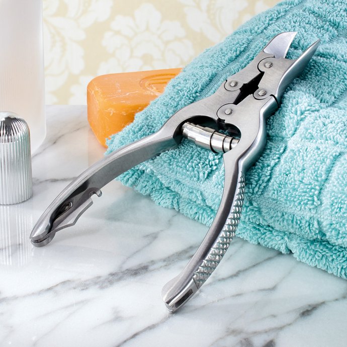 Präzisionsnagelzange mit Feile