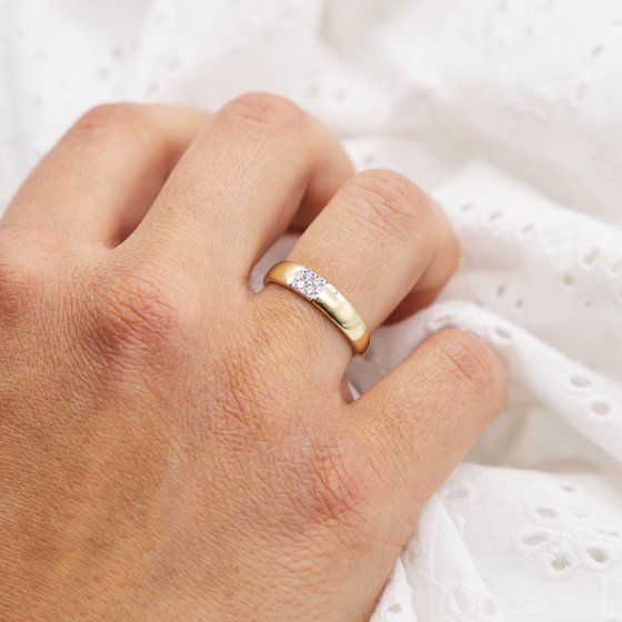 Ring 585 Gelbgold mit  im Labor gezüchteten Diamanten 