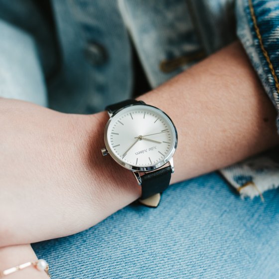 Damenuhr Edelstahl silberfarben Lederband schwarz Basic Line 