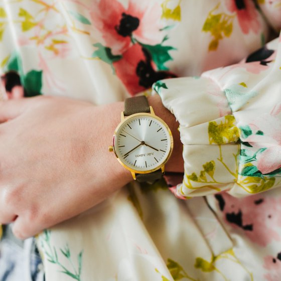 Damenuhr Edelstahl goldfarben Lederband taupe Basic Line 