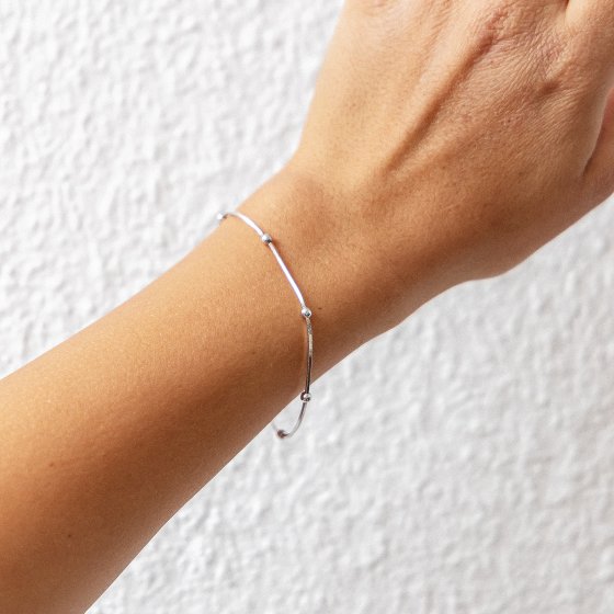 Armband 925/- Sterling Silber rhodiniert Schlangenkette vierseitig diamantiert mit Kugeln 