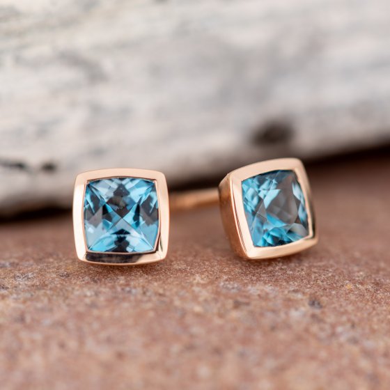 Ohrringe Gold 585 rosé mit 2x Blautopas (beh.) 