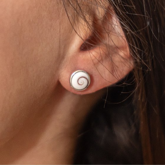 Ohrringe Silber 925 mit weißer Muschel 9mm 