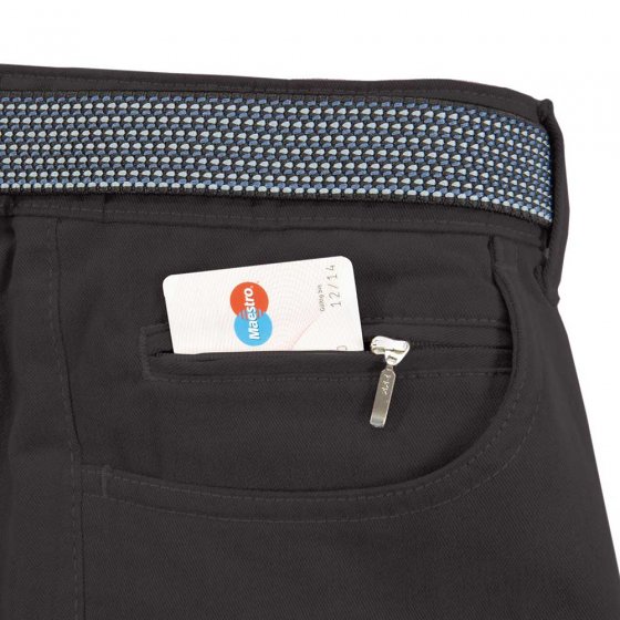 Bügelfreie Reisehose 