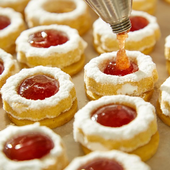 Peters Butter Fruchttörtchen knusprig mit Mehrfruchtkonfitüre 100g 