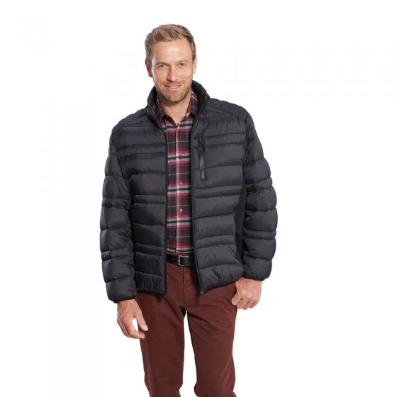 Steppjacke mit elastischen Einsätzen