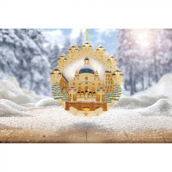 Fensterbild beleuchtet Dresden Frauenkirche 