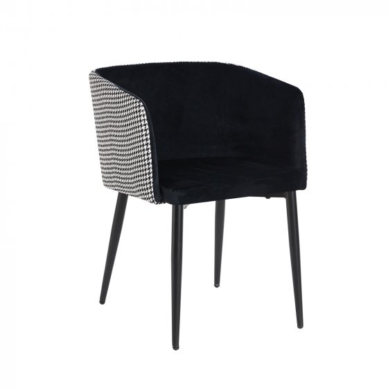 Design-Stuhl im Retro-Chic Komfort trifft Charakter 