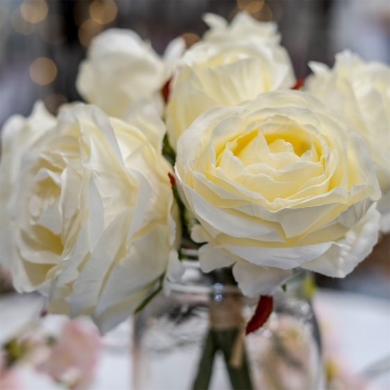 Rosenstrauß mit Vase Weiß