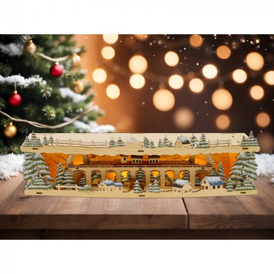 Schwibbogenbank beleuchtet mit Eisenbahn 