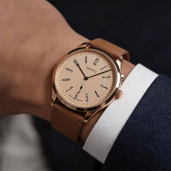 Herrenuhr rosé mit Lederband 