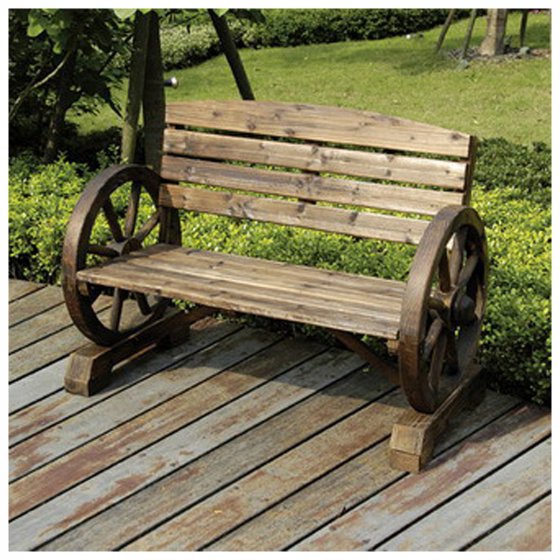 Gartenbank mit Wagenrädern als Armstütze Sommerset Natur