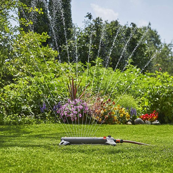 Gardena Viereckregner AquaZoom S präzise Bewässerung für Rasenflächen 