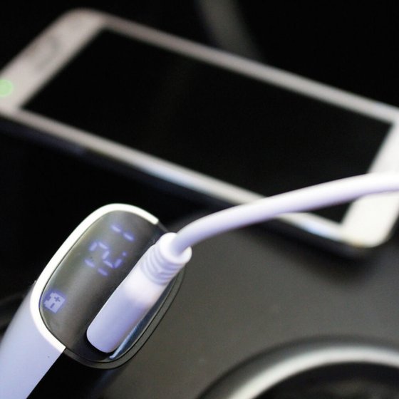 USB-Ladeadapter für Kfz