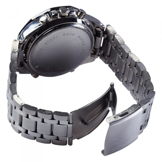 Multifunktions-Chronograph mit Solarzellen