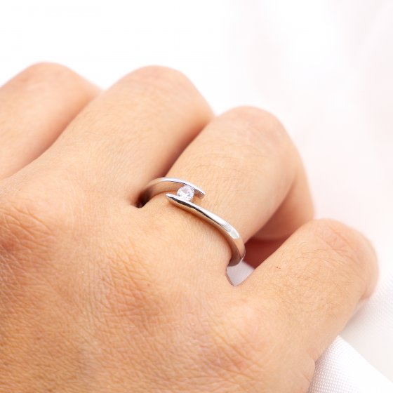 Ring Silber 925 rhodiniert mit weißem Zirkonia-Stein 