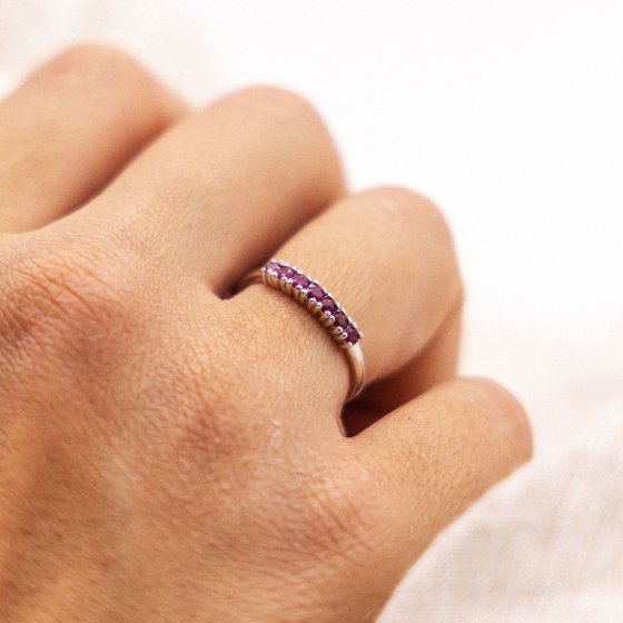 Ring Gold 375 mit echten Rubinen 