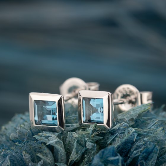 Ohrringe Gold 585 mit 2x Blautopas (beh.) London Blue 