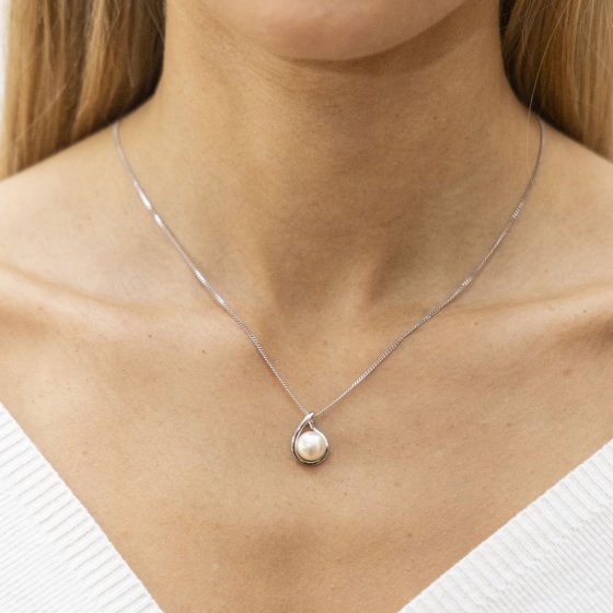 Halskette Silber 925 rhodiniert 45cm mit einer weißen Perle 9-9,5mm 