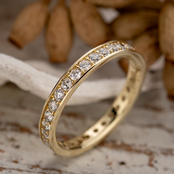 Ring 333/- Gelbgold glanz synth. Zirkonia 