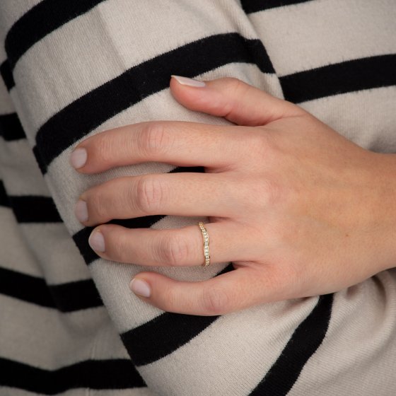 Ring 333/- Gelbgold glanz synth. Zirkonia 