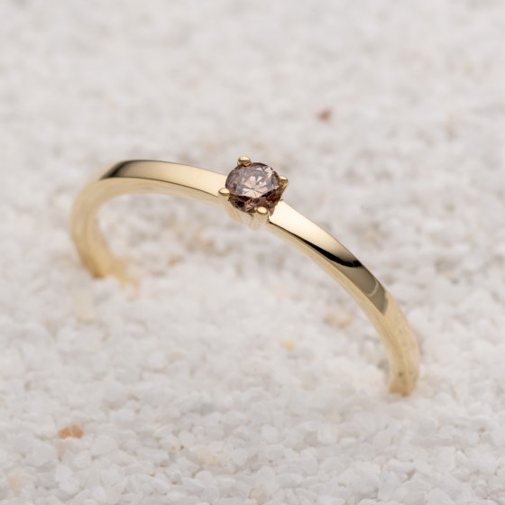 Ring 585/-Gelbgold glanz 1 Brill. 0,10ct. braun 