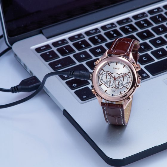 Elegante Armbanduhr mit Kamera