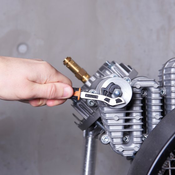 Schnellspannschlüsselset „Self Lock”