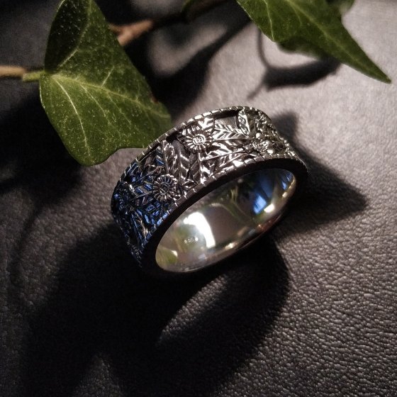 Ring 925/- Sterling Silber oxidiert-poliert 