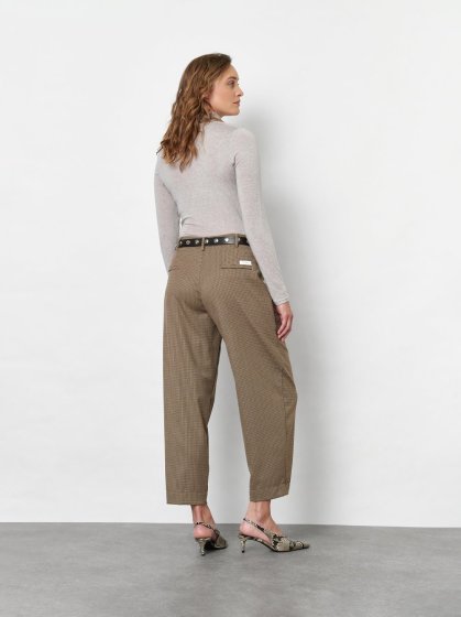 Boyfriend-Hose Elli Barrel 