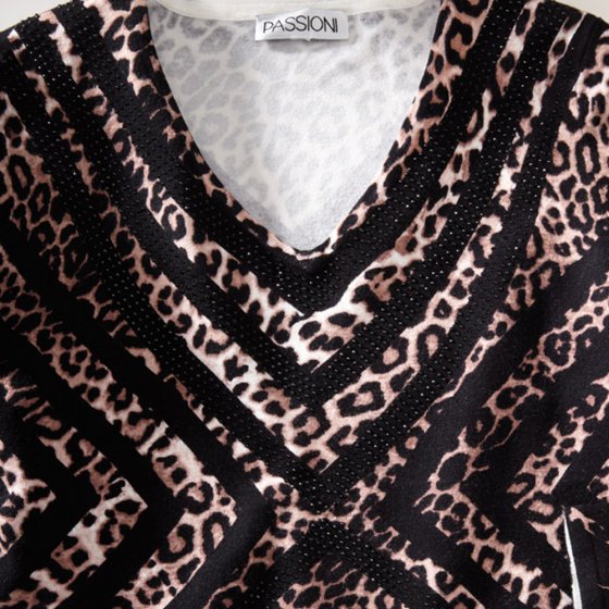 V-Pullover mit Animal-Print 